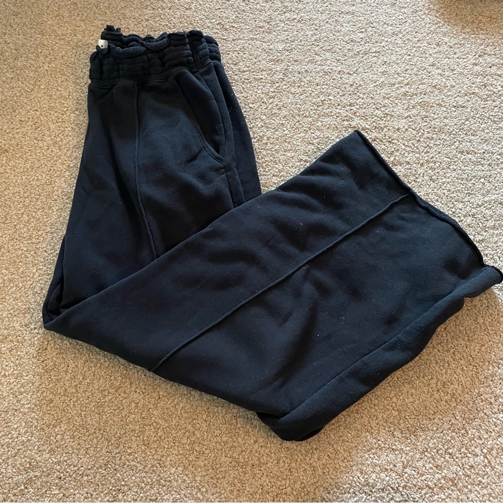 Abercrombie cloud crop wide leg sweatpants